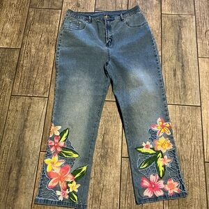 DG2 Diane Gilman Floral Embroidered With Cutouts Women's Jeans 12 Cropped